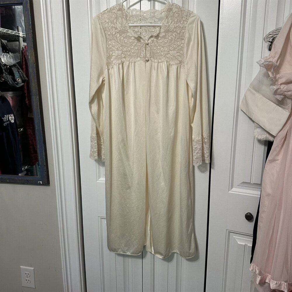 Vintage Shadowline Womens Robe Lingerie Beige Small Nylon Lace Detail Midi